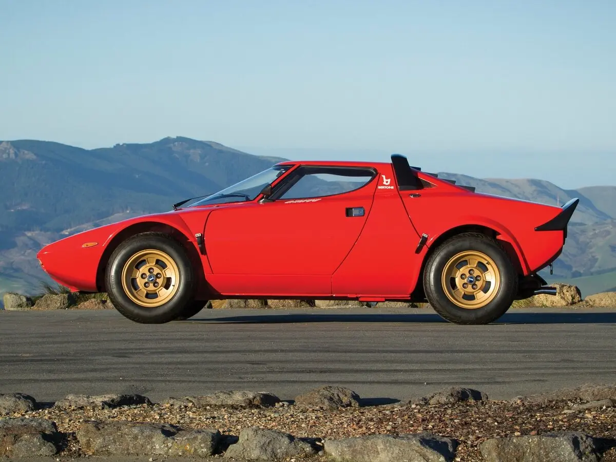 Lancia Stratos 1973 – 1976 Купе — 照片 2