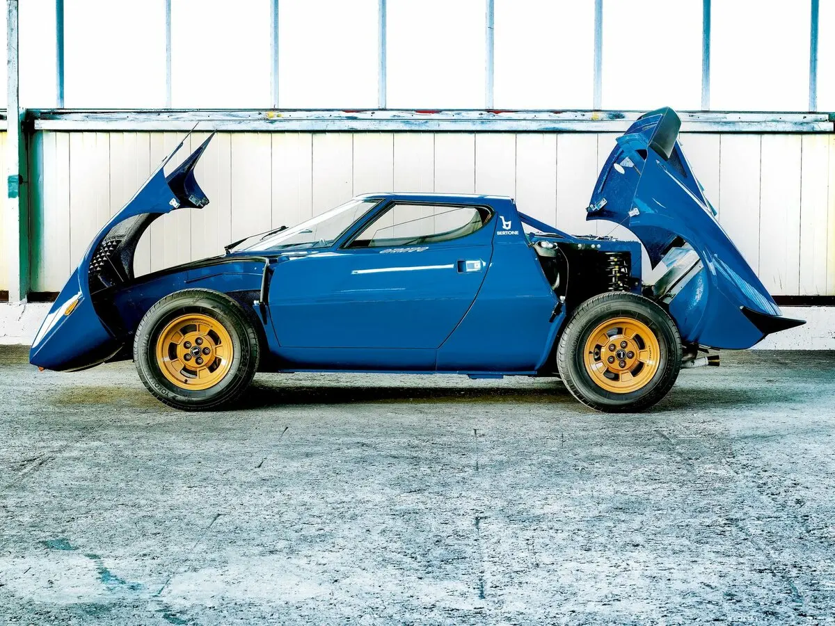 Lancia Stratos 1973 – 1976 Купе — 照片 8