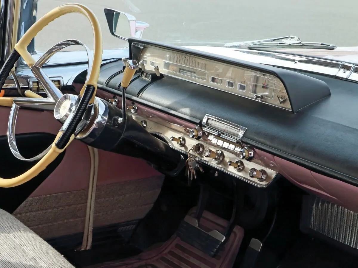 Lincoln Premiere 1955 – 1960 Седан — сүрөт 6
