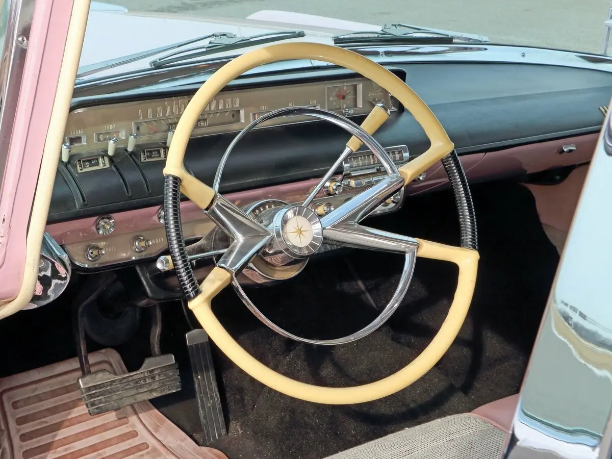 Lincoln Premiere 1955 – 1960 Седан — сүрөт 7