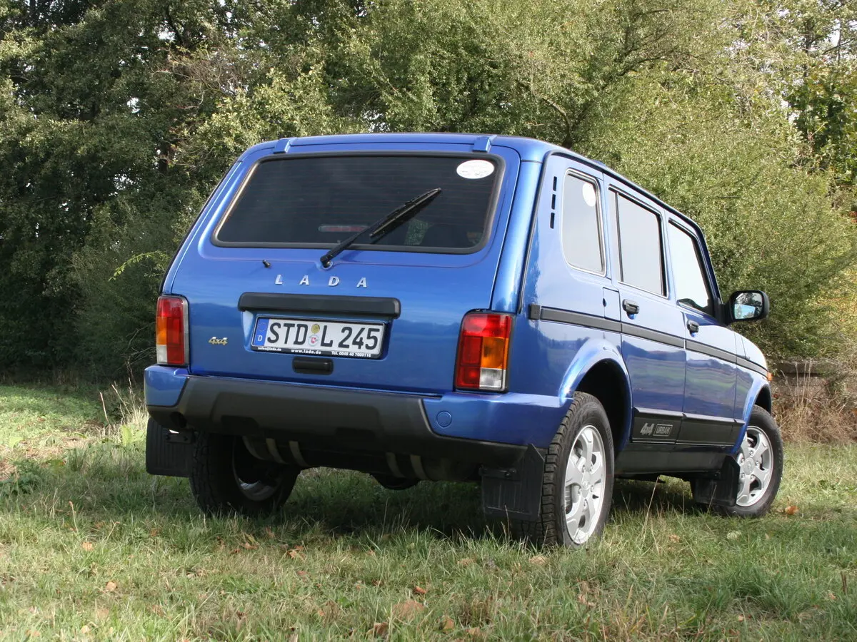 Lada (ВАЗ) 2131 (4x4) I Внедорожник 5 дв. Urban — сүрөт 4