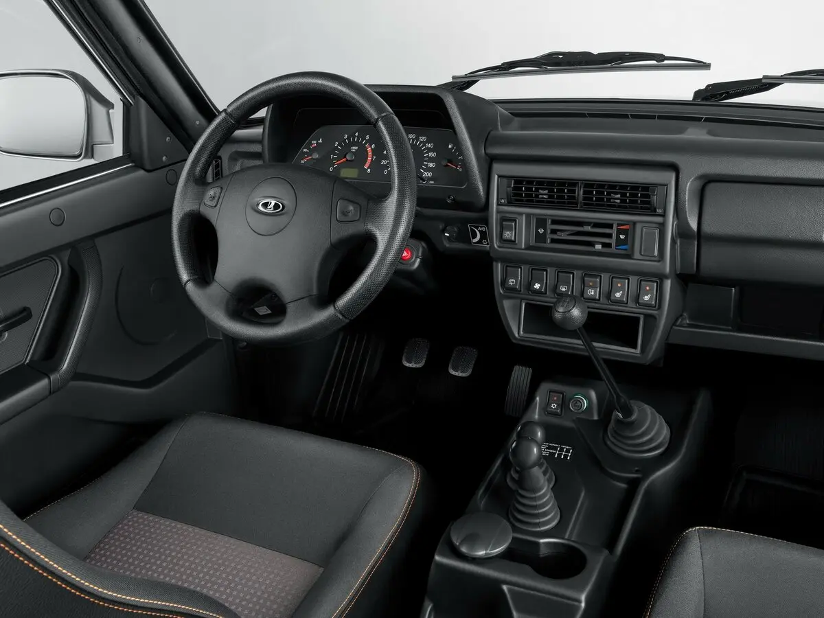 Lada (ВАЗ) 2131 (4x4) I Внедорожник 5 дв. Urban — сүрөт 6