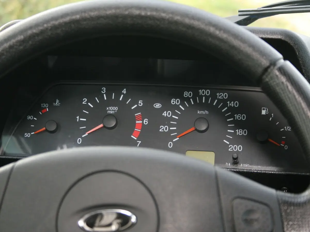 Lada (ВАЗ) 2131 (4x4) I Внедорожник 5 дв. Urban — сүрөт 8