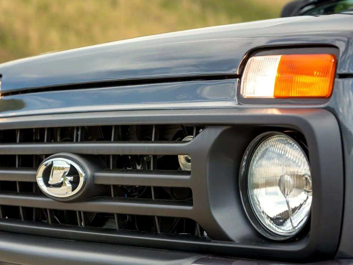 Lada (ВАЗ) 2131 (4x4) I Внедорожник 5 дв. Urban — сүрөт 13