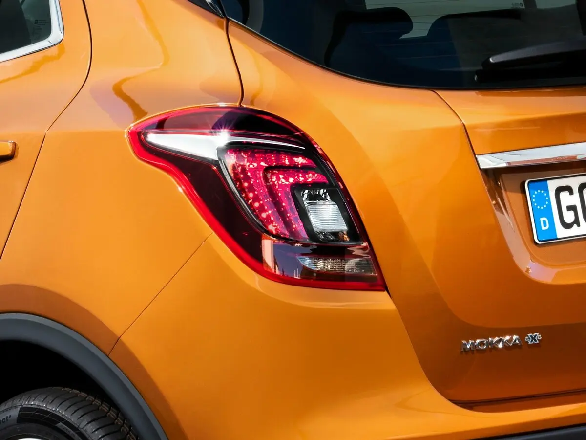 Opel Mokka I Рестайлинг Внедорожник 5 дв. — photo 12