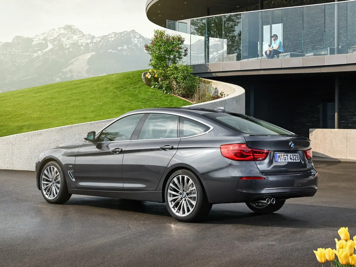 BMW 3 серии VI (F3x) Рестайлинг Лифтбек Gran Turismo — сүрөт 5