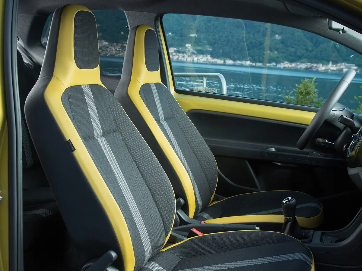 Volkswagen up! I Рестайлинг Хэтчбек 3 дв. — сүрөт 7