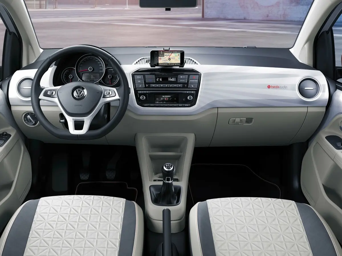 Volkswagen up! I Рестайлинг Хэтчбек 5 дв. — сүрөт 5