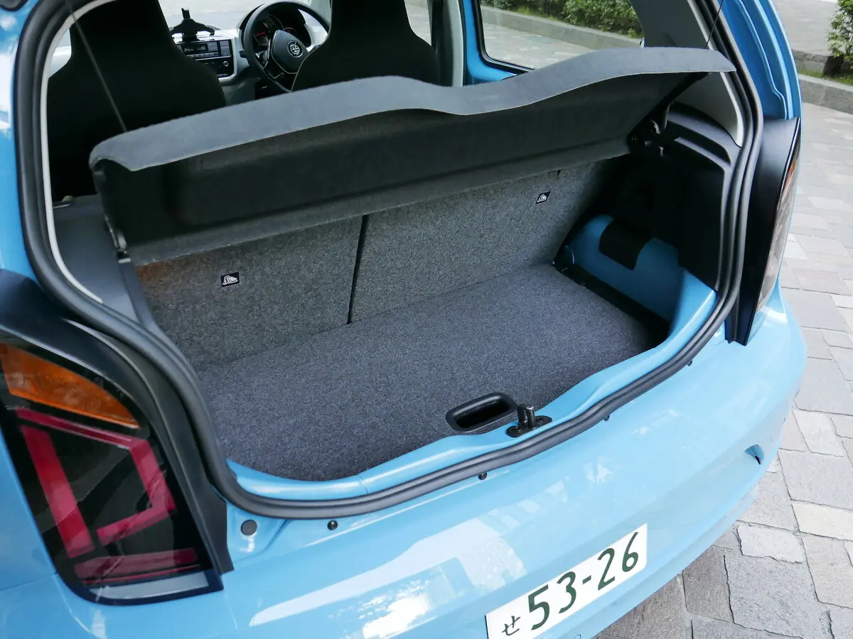 Volkswagen up! I Рестайлинг Хэтчбек 5 дв. — сүрөт 11