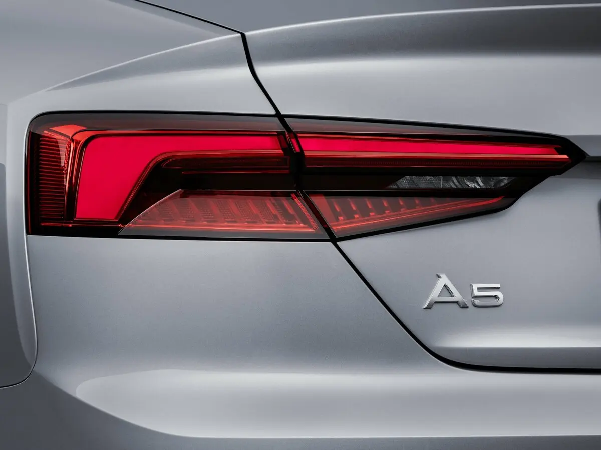 Audi A5 II (F5) Купе — 照片 13