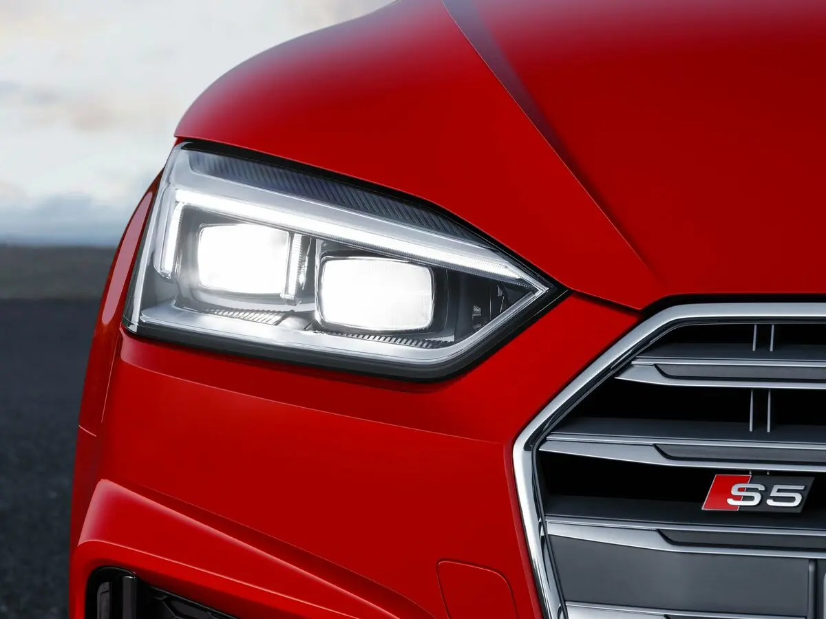 Audi S5 II (F5) Купе — 照片 12