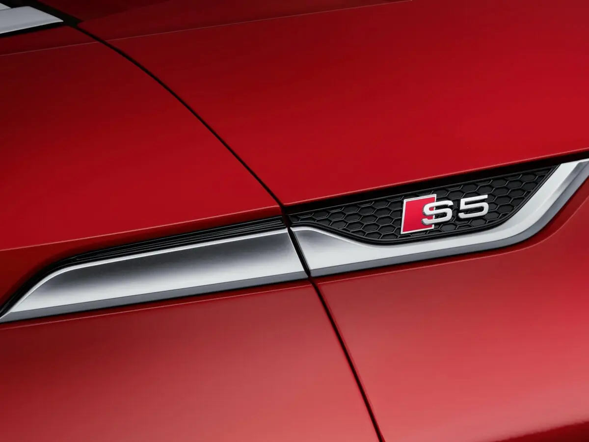 Audi S5 II (F5) Купе — 照片 15