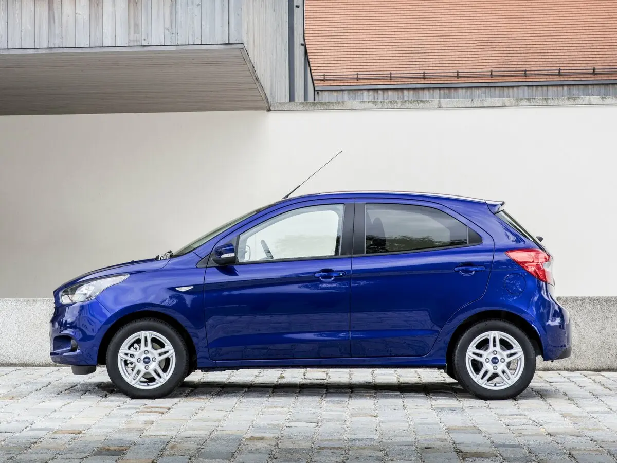 Ford KA III Хэтчбек 5 дв. — photo 2