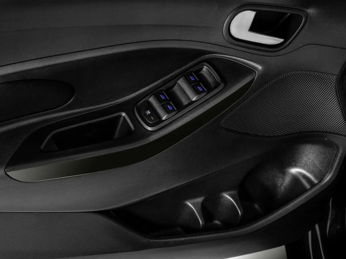 Ford KA III Хэтчбек 5 дв. — photo 9