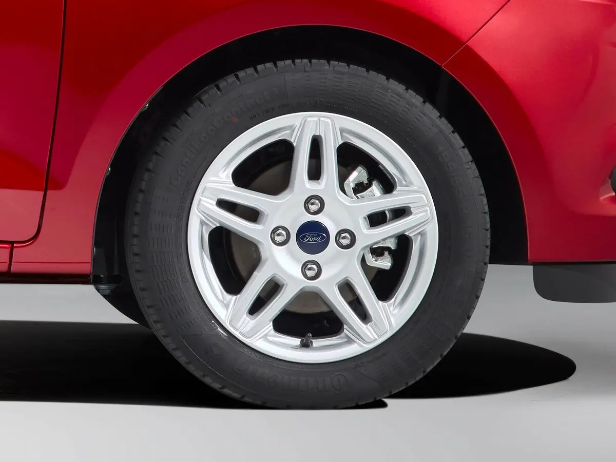 Ford KA III Хэтчбек 5 дв. — photo 16