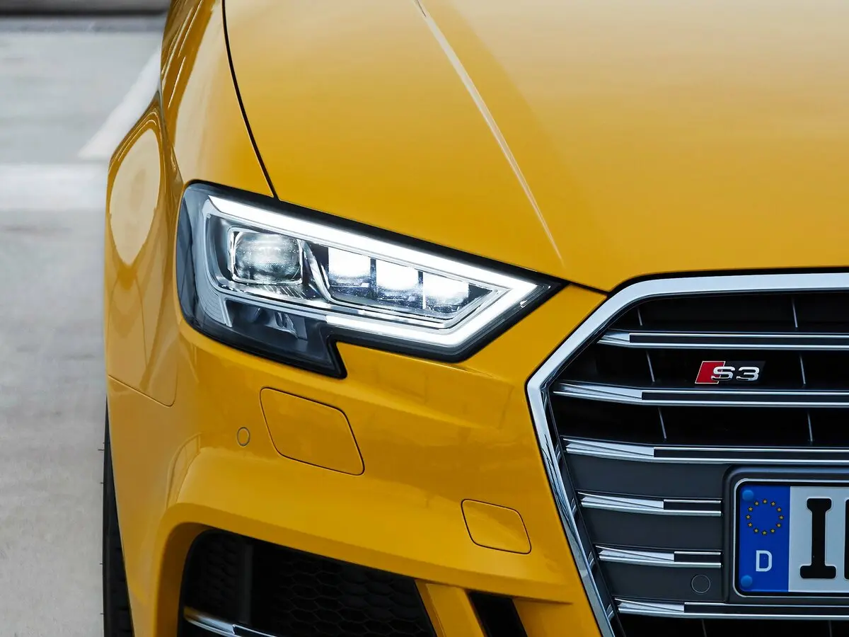 Audi S3 III (8V) Рестайлинг Кабриолет — сүрөт 12