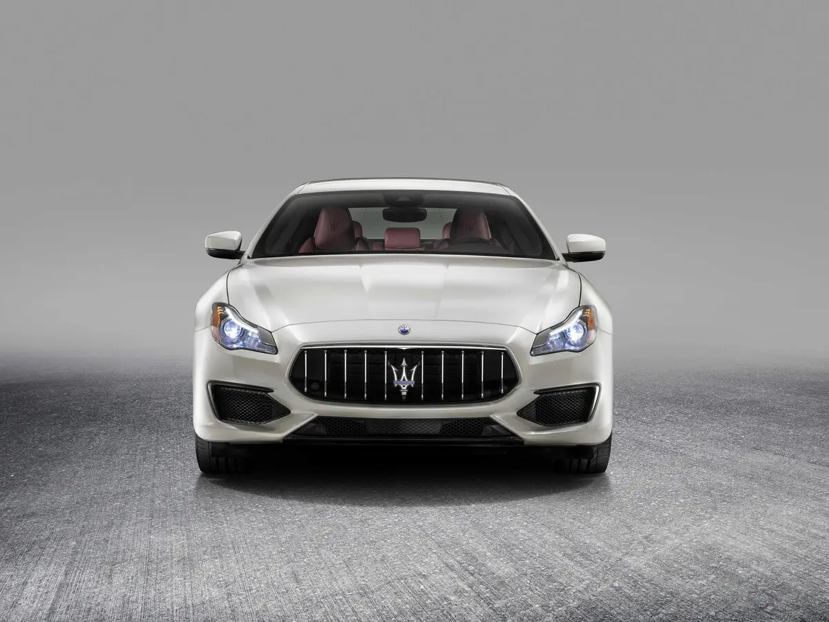 Maserati Quattroporte VI Рестайлинг Седан — photo 3