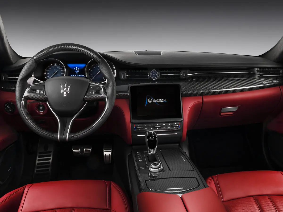 Maserati Quattroporte VI Рестайлинг Седан — photo 6