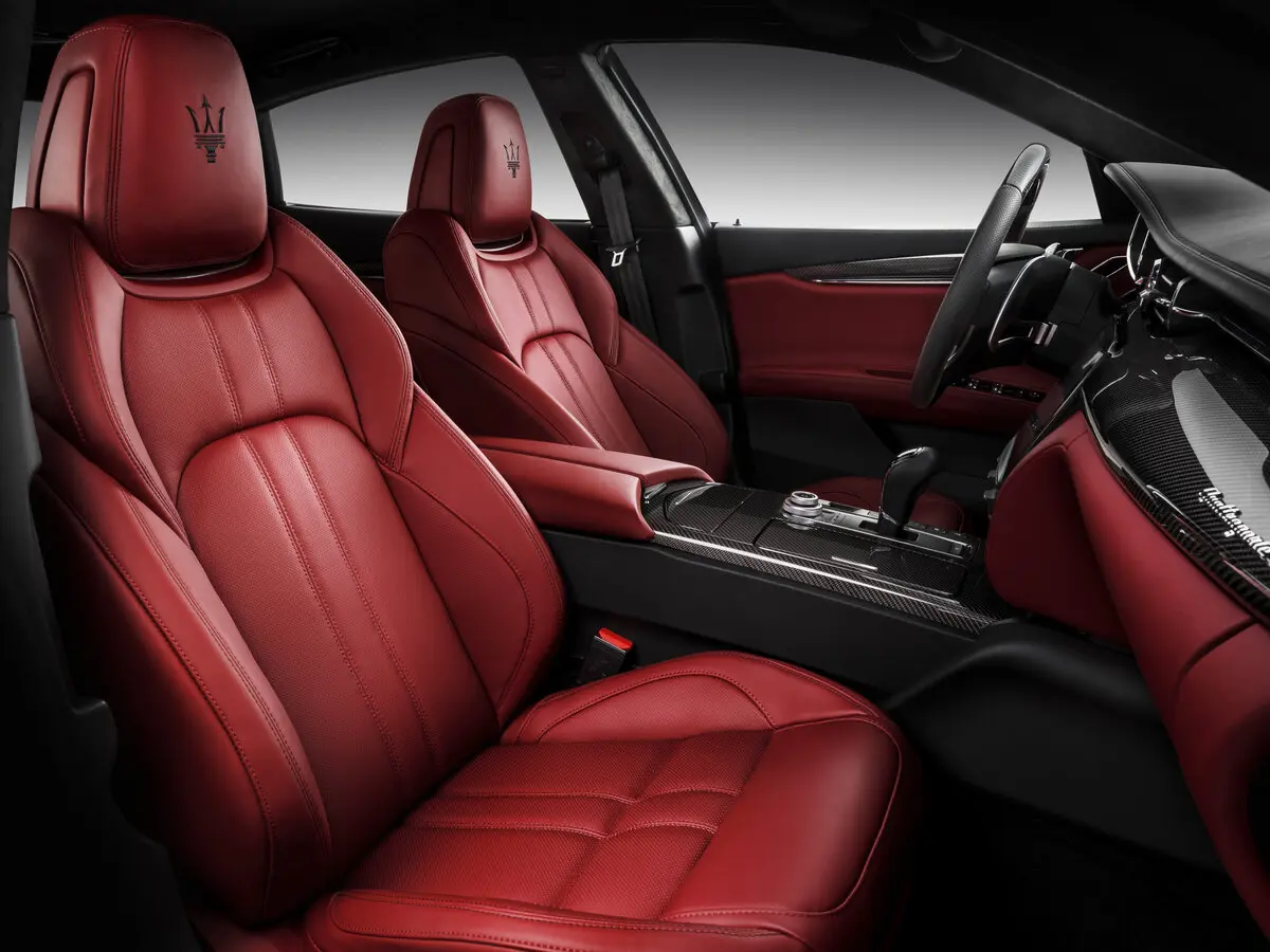 Maserati Quattroporte VI Рестайлинг Седан — photo 8