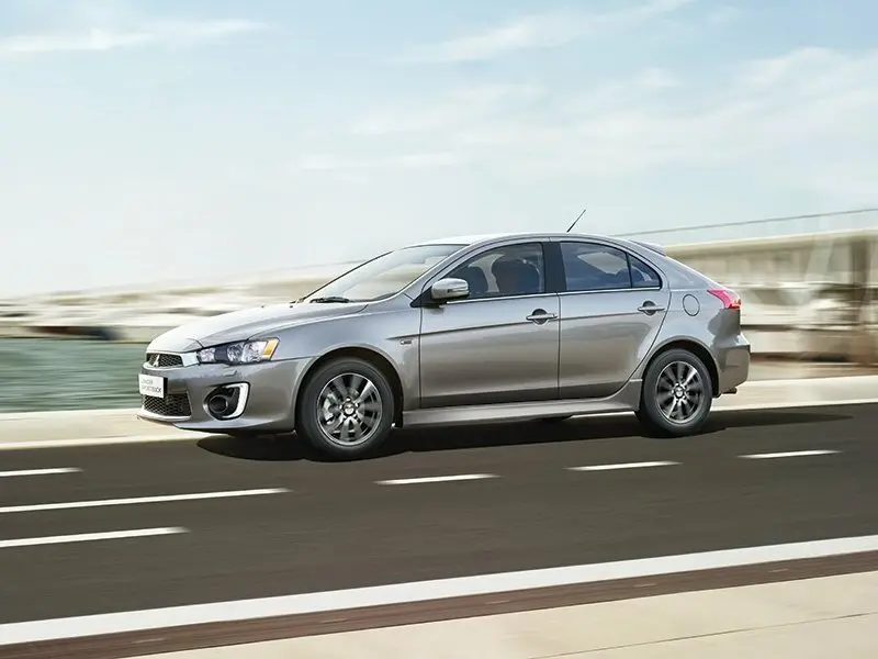 Mitsubishi Lancer X Рестайлинг 2 Хэтчбек 5 дв. — фото 2