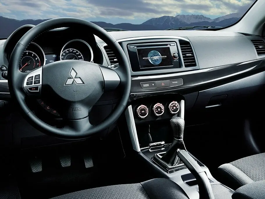 Mitsubishi Lancer X Рестайлинг 2 Хэтчбек 5 дв. — фото 6