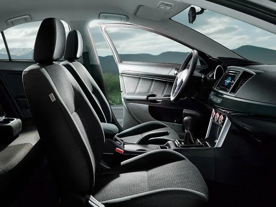 Mitsubishi Lancer X Рестайлинг 2 Хэтчбек 5 дв. — фото 7