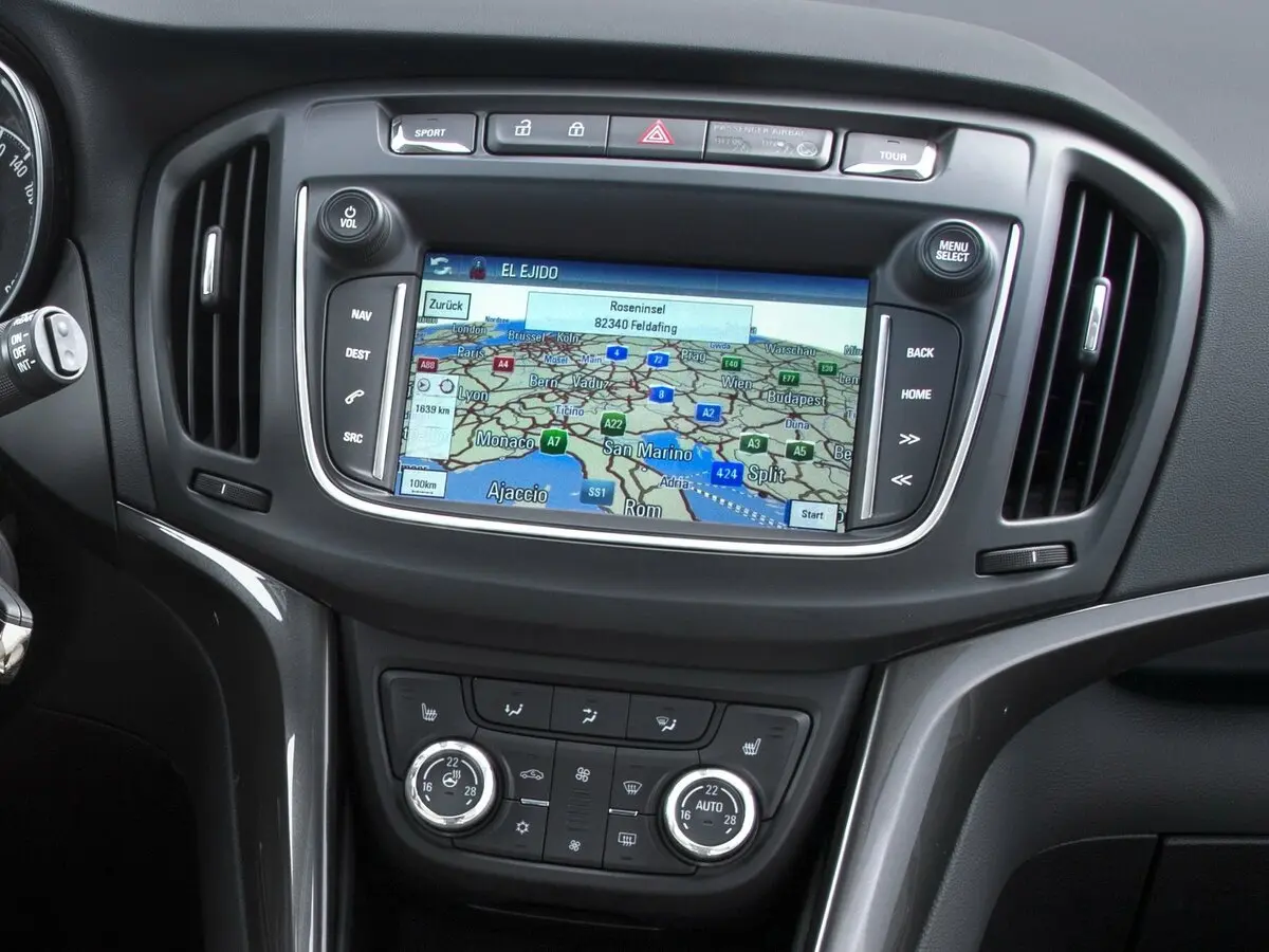Opel Zafira C Рестайлинг Минивэн — фото 13