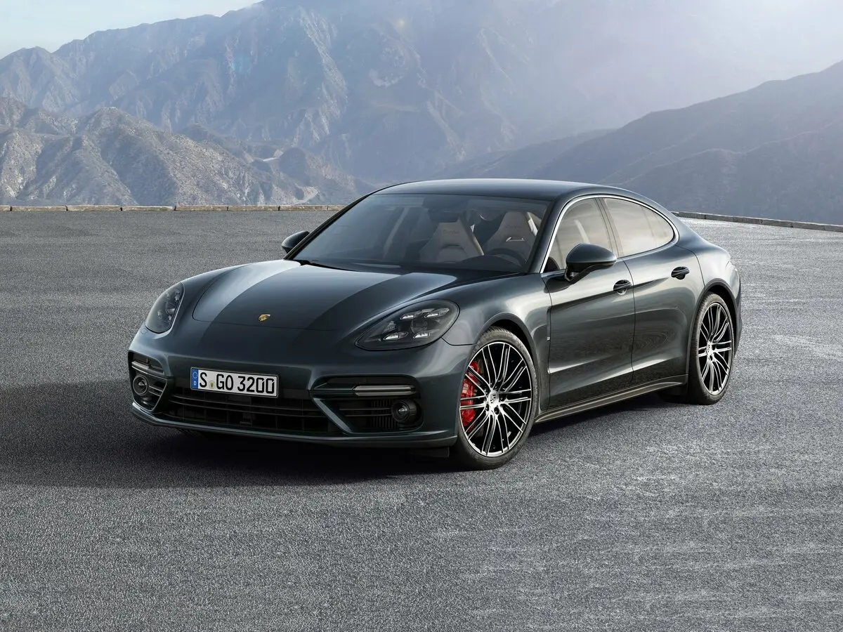 Porsche Panamera II Лифтбек