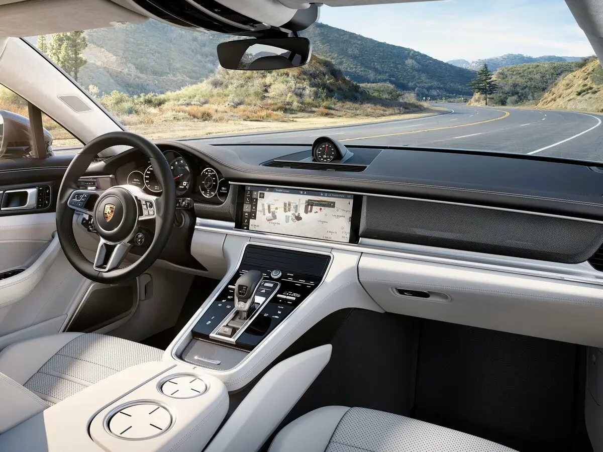 Porsche Panamera II Лифтбек — 照片 7