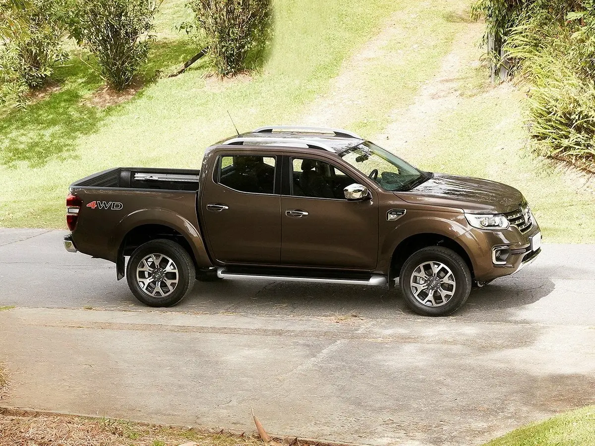 Renault Alaskan I Пикап Двойная кабина — photo 2