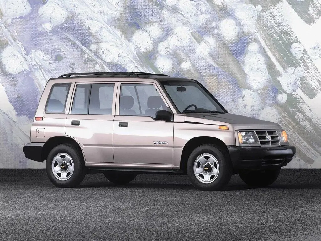 Chevrolet Tracker I Внедорожник 5 дв. — photo 2
