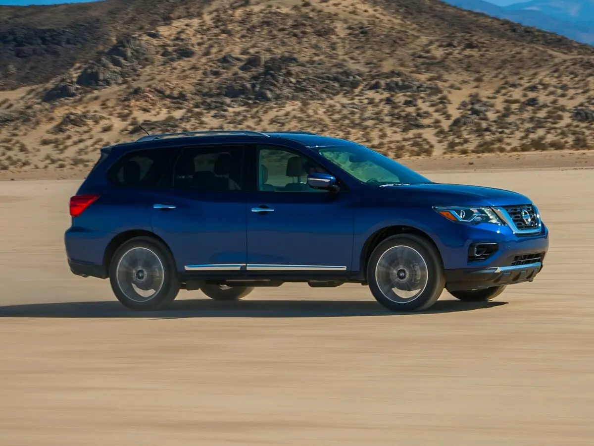 Nissan Pathfinder IV Рестайлинг Внедорожник 5 дв. — фото 2