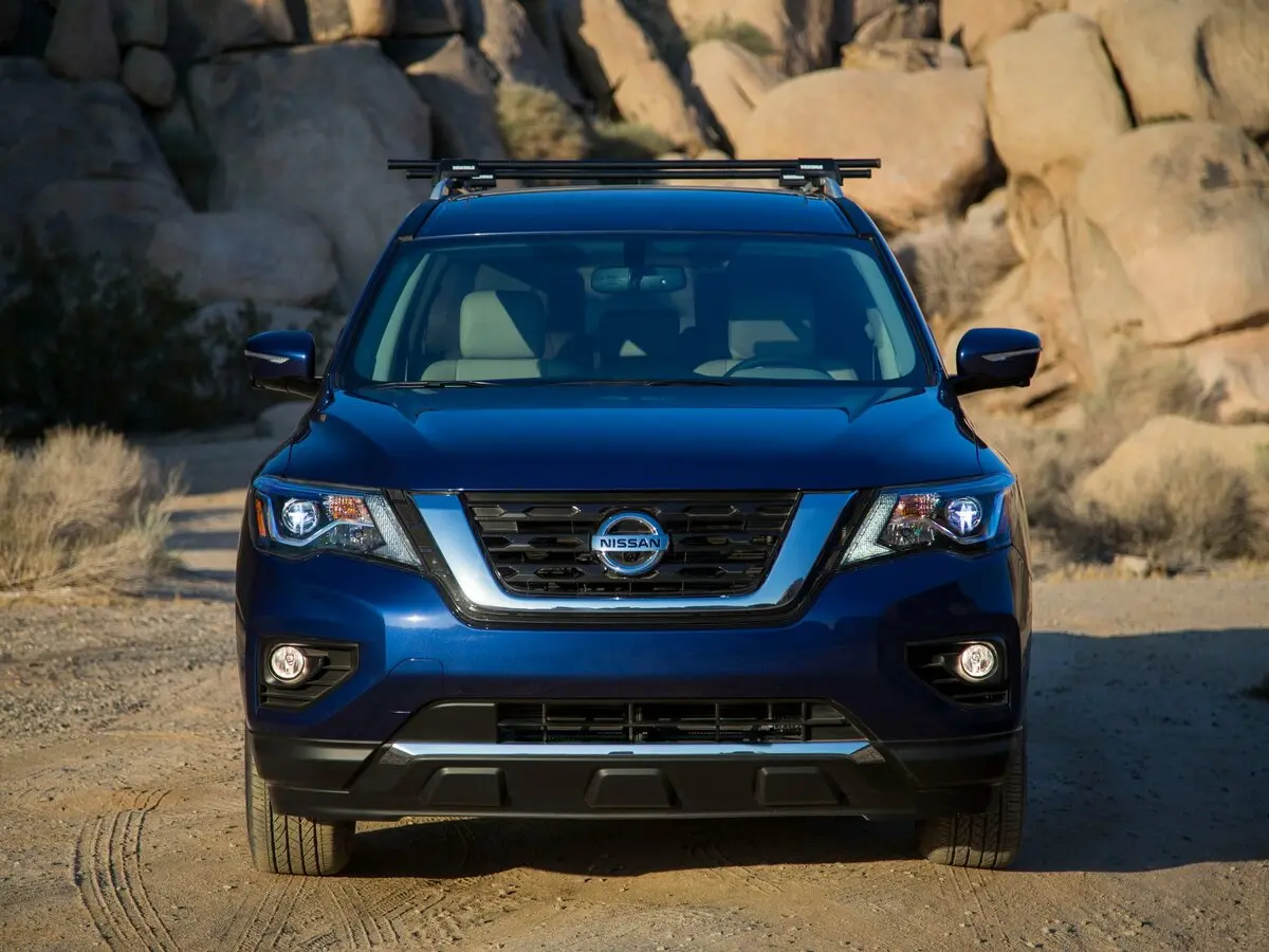 Nissan Pathfinder IV Рестайлинг Внедорожник 5 дв. — фото 3