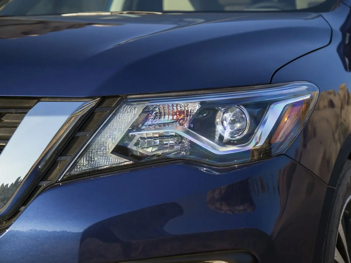 Nissan Pathfinder IV Рестайлинг Внедорожник 5 дв. — фото 10