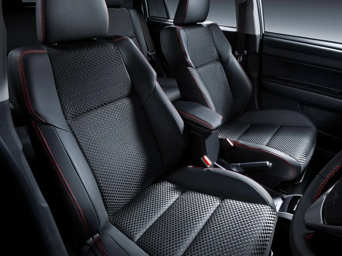 Toyota Corolla XI (E160, E170, E180) Рестайлинг 1 Универсал 5 дв. Fielder — фото 4