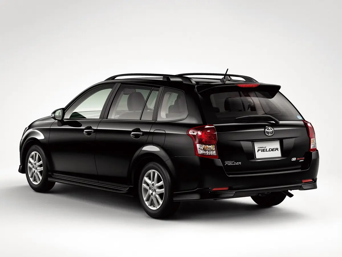 Toyota Corolla XI (E160, E170, E180) Универсал 5 дв. Fielder — фото 3