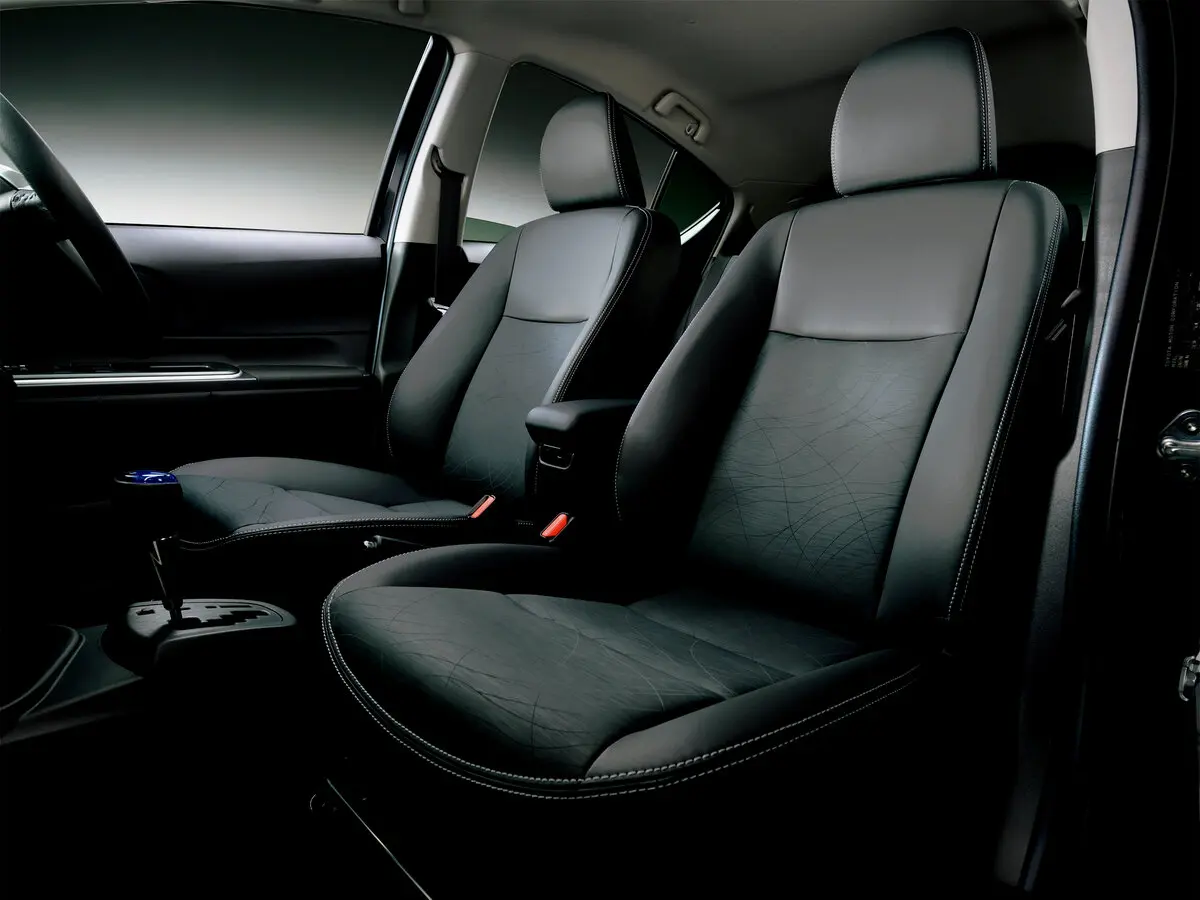 Toyota Aqua I Хэтчбек 5 дв. — фото 5