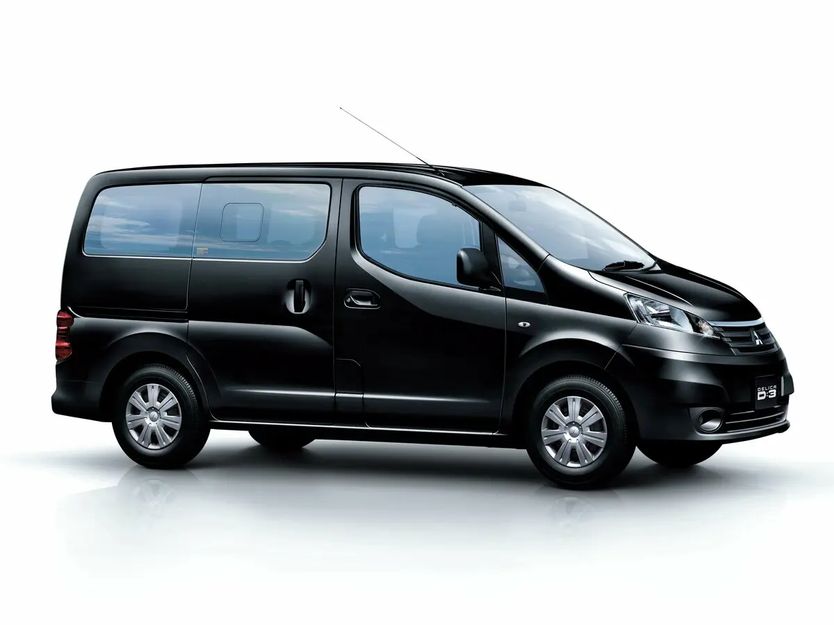 Mitsubishi Delica D:3 2011 – 2019 Минивэн — 照片 2