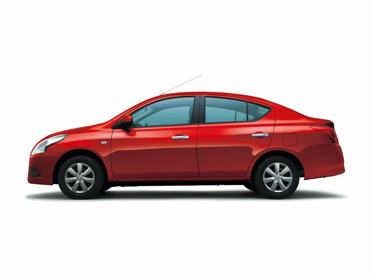 Nissan Latio I (N17) Рестайлинг Седан — сүрөт 2