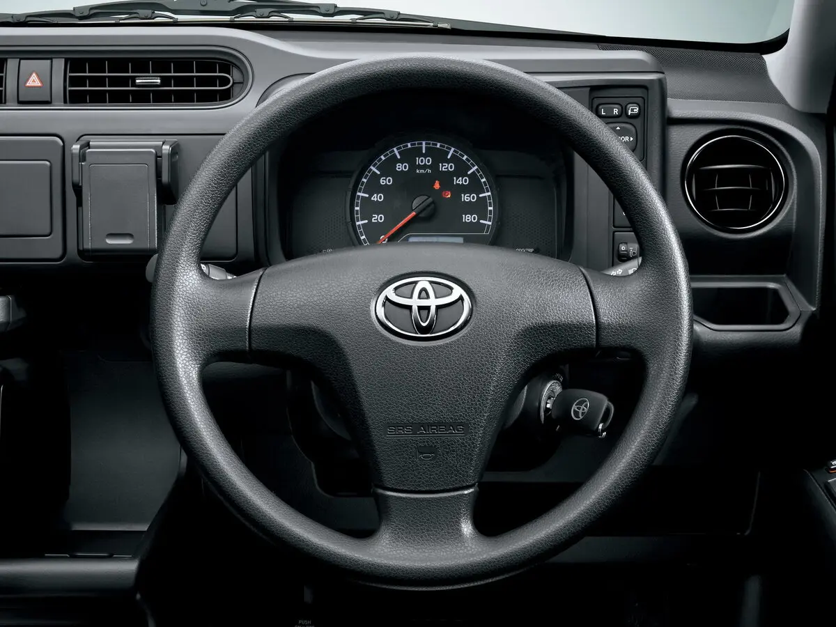 Toyota Succeed I Рестайлинг Универсал 5 дв. — фото 5