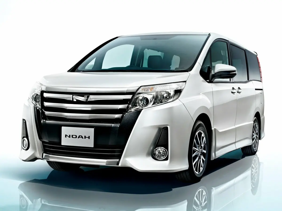 Toyota Noah III (R80) Минивэн — фото 2
