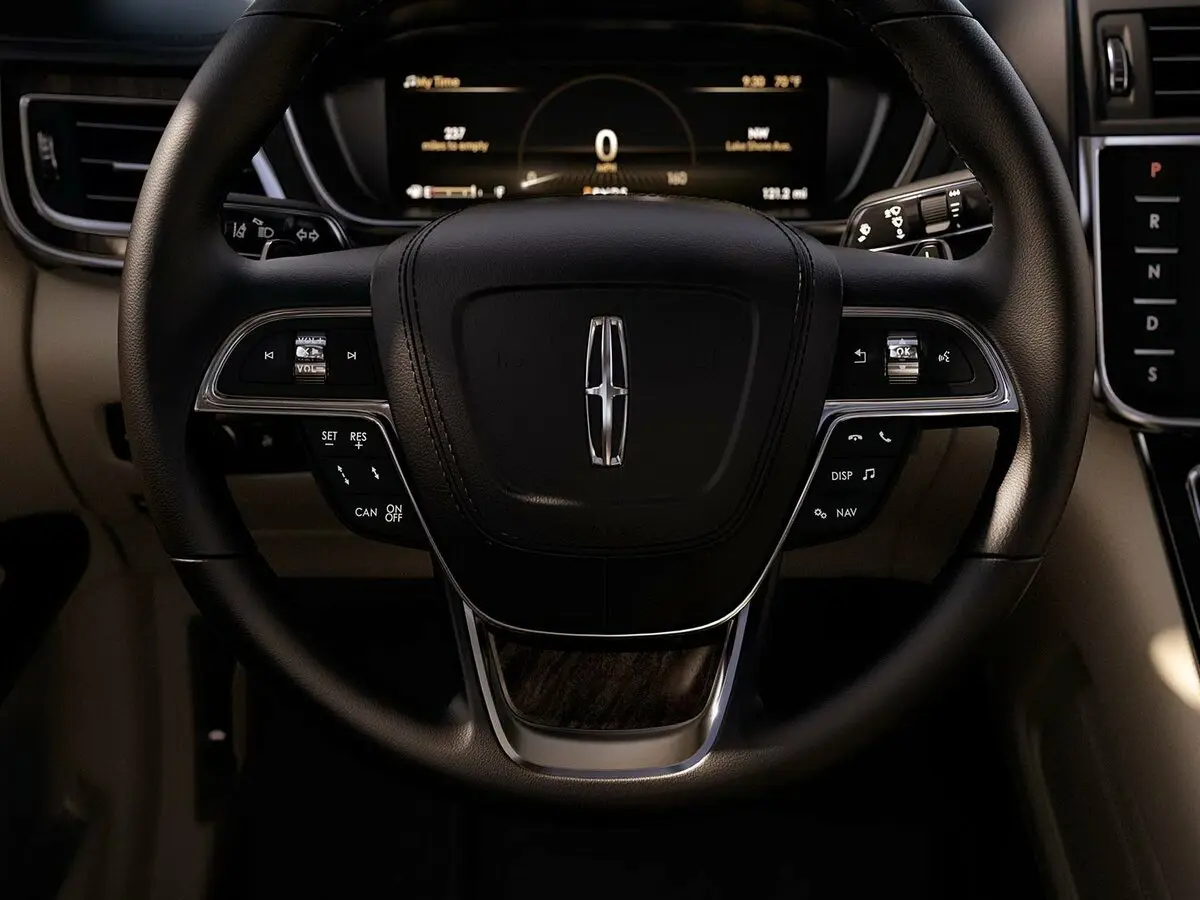 Lincoln Continental X Седан — сүрөт 10