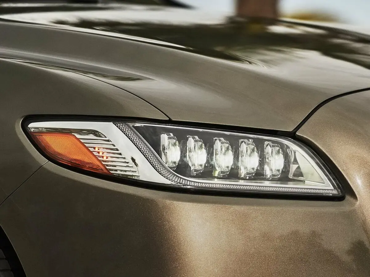 Lincoln Continental X Седан — сүрөт 13