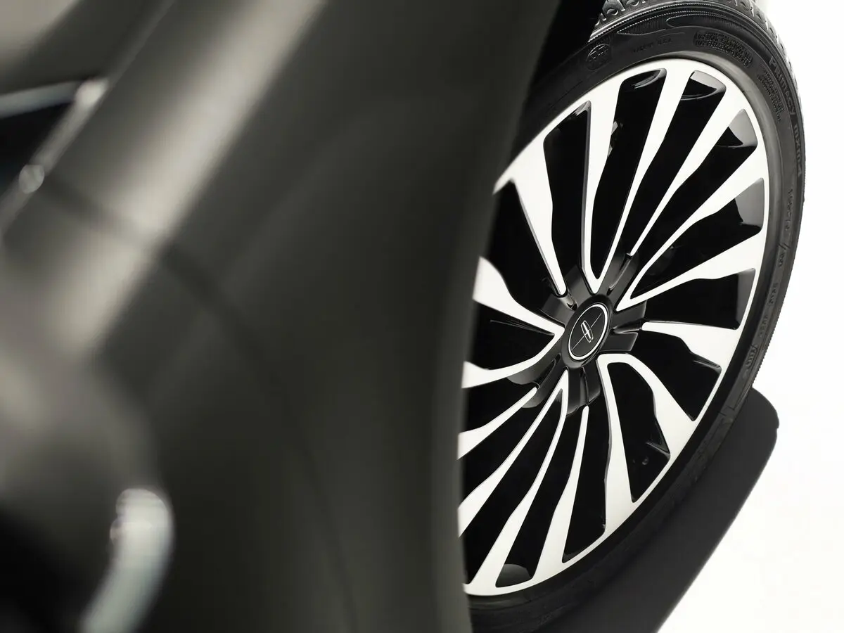 Lincoln MKZ II Рестайлинг Седан — сүрөт 12