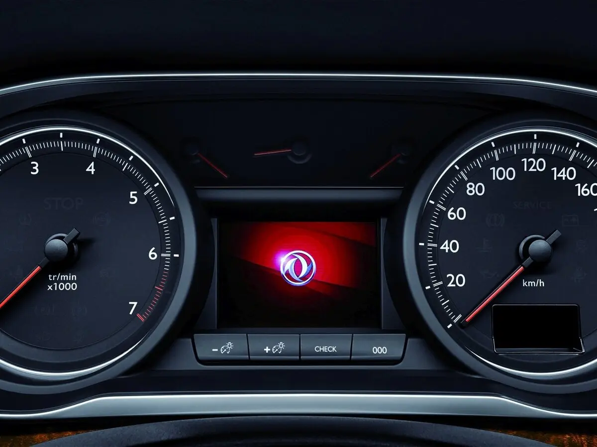 Dongfeng A9 I Седан — сүрөт 8