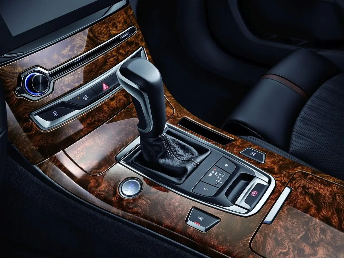 Dongfeng A9 I Седан — сүрөт 12