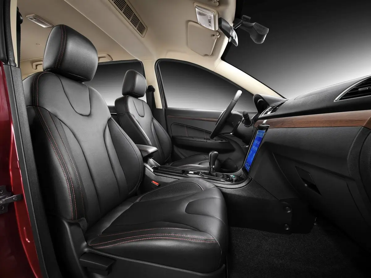 Dongfeng 370 I Внедорожник 5 дв. — сүрөт 7