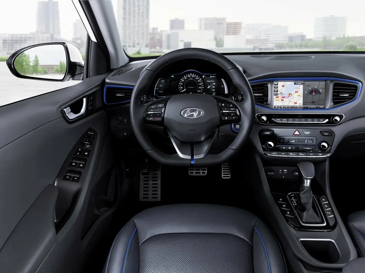Hyundai IONIQ 2016 – 2022 Хэтчбек 5 дв. — фото 6