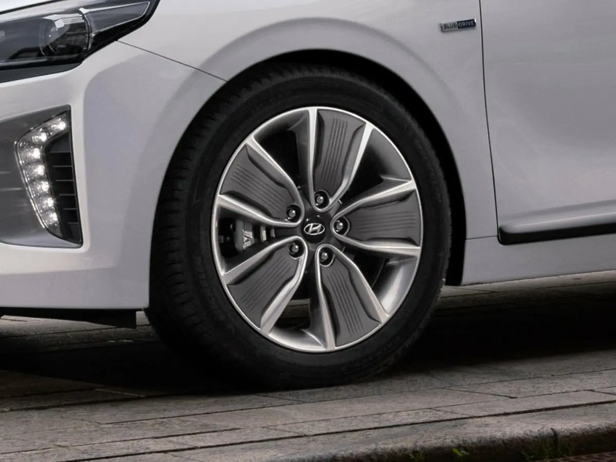 Hyundai IONIQ 2016 – 2022 Хэтчбек 5 дв. — фото 14