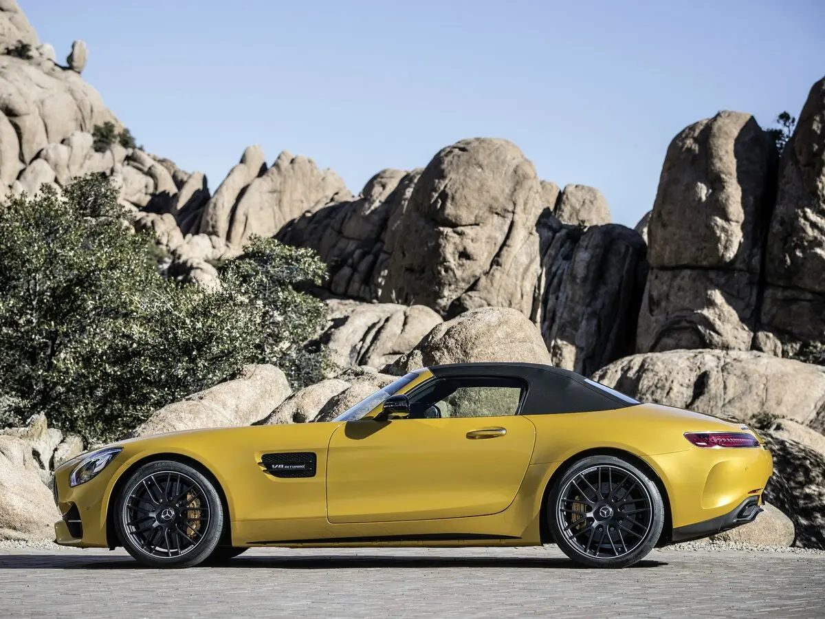 Mercedes-Benz AMG GT I Рестайлинг Родстер — сүрөт 2